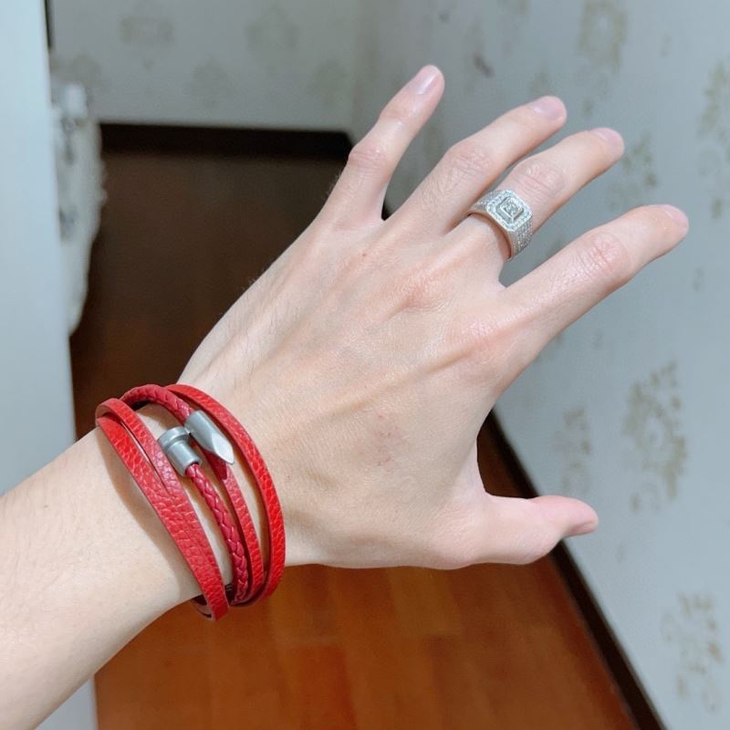 Gvc*1 bracelets